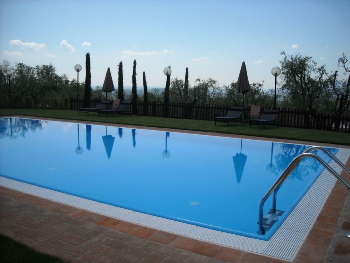Ampio Appartamento Completamente Rinnovato Con Vista E Piscina Lucca Exteriör bild